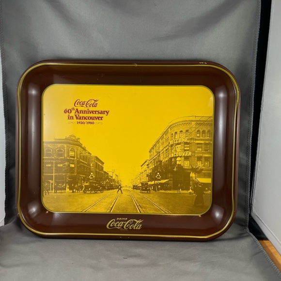 Coca Cola 60th Anniversary in Vancouver 1920-1980 tin tray
Length 13.5”Width 11” - Picture 4 of 4